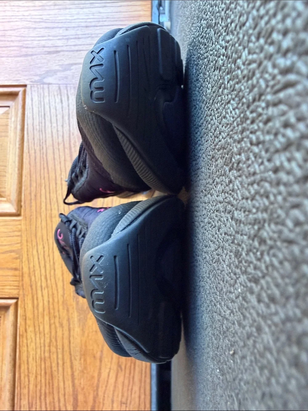 Nike-Air270 Sneakers in Black with Pink Accents